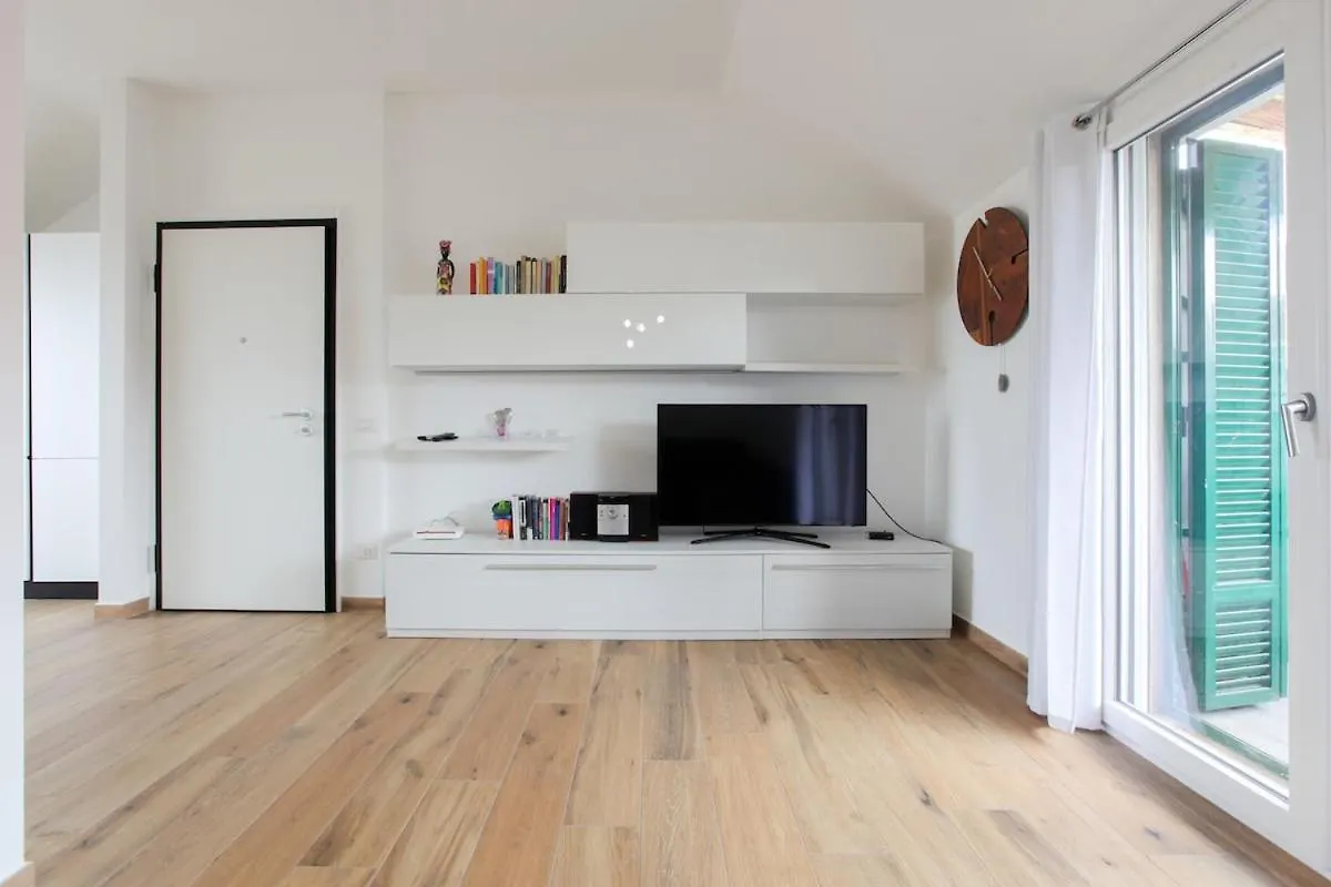 Luminoso Appartamento Con Terrazzo 米兰 意大利